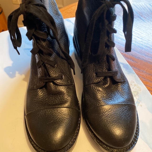 NEW LISTING — Kendall + Kylie Leather Moto Boots EUC - Picture 3 of 13